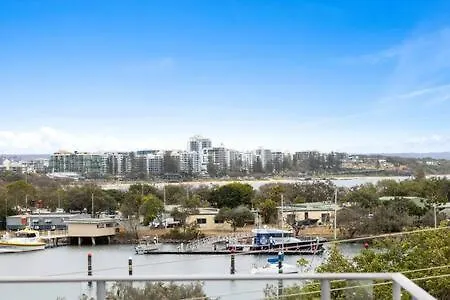 Point Cartwright Penthouse - Ocean And River Views Buddina
