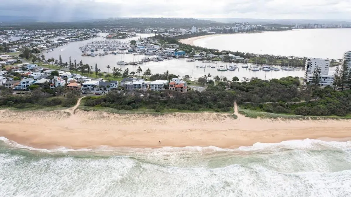 Point Cartwright Penthouse - Ocean And River Views Buddina