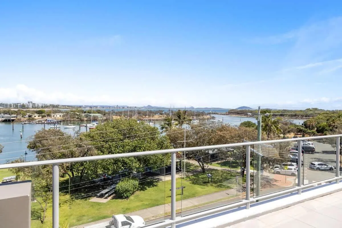 Point Cartwright Penthouse - Ocean And River Views Buddina 0*,