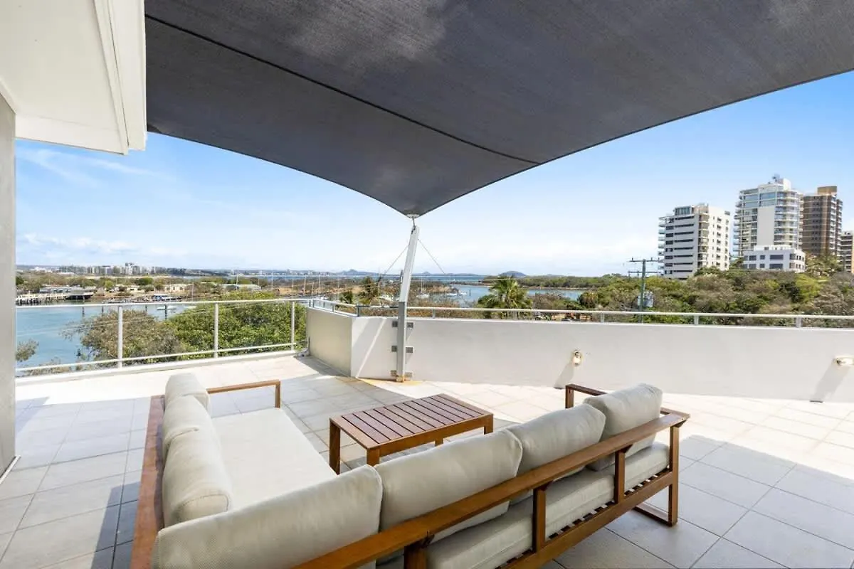 Point Cartwright Penthouse - Ocean And River Views Buddina Apartment