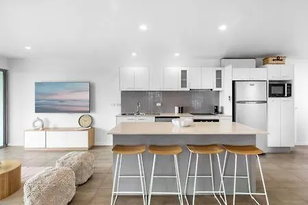 Point Cartwright Penthouse - Ocean And River Views Buddina