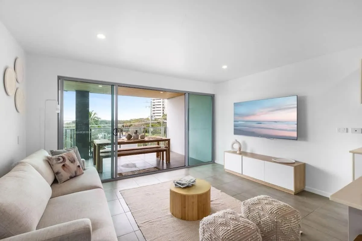 Point Cartwright Penthouse - Ocean And River Views Buddina Apartment